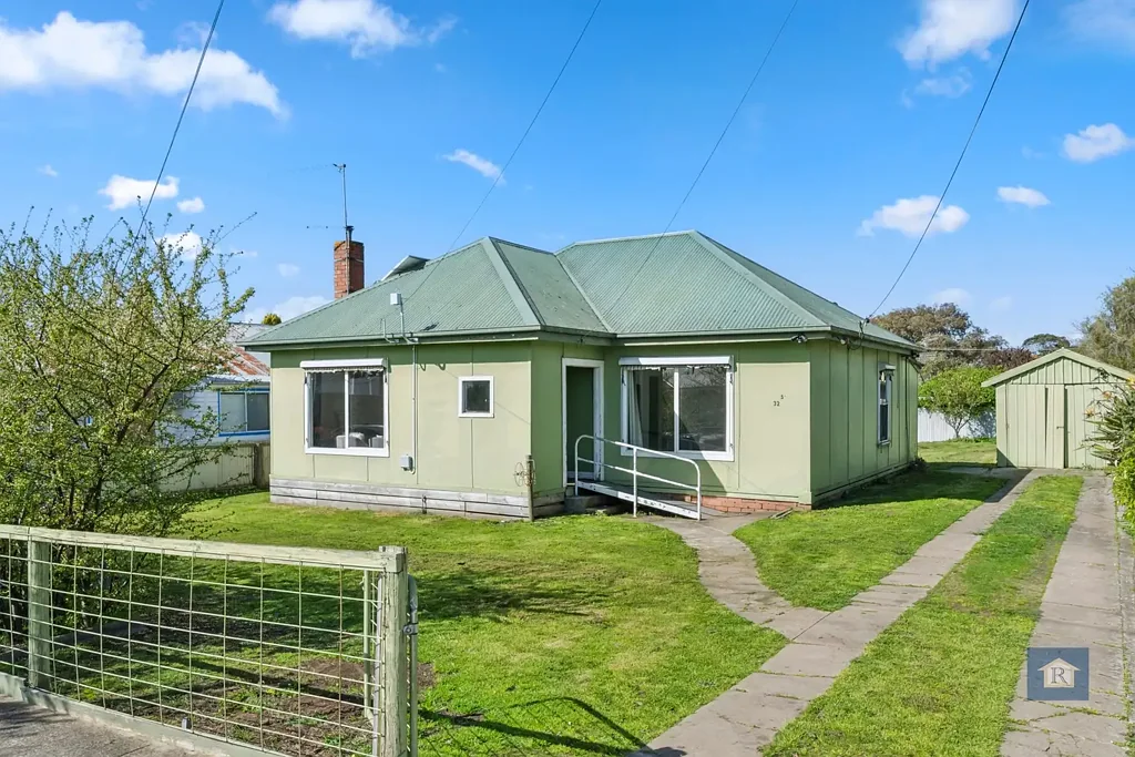 32 Alexander Street, Colac, VIC 3250