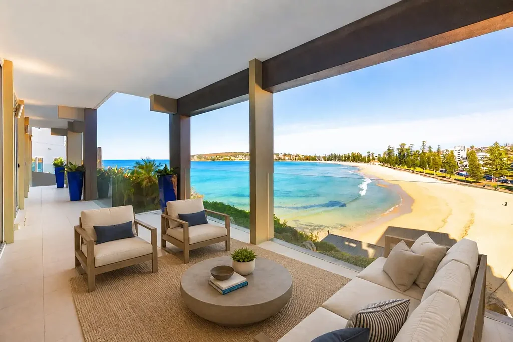 Absolute beachfront luxury