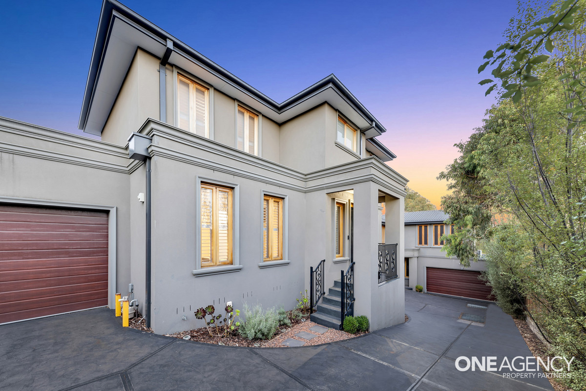 UNIT 2 10 WHITTENS LANE, DONCASTER VIC 3108, 0 rūma, 0 rūma horoi, Townhouse