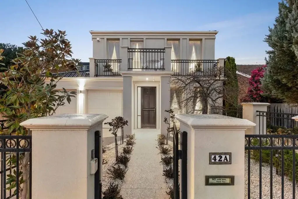 Brighton elegance in perfect location