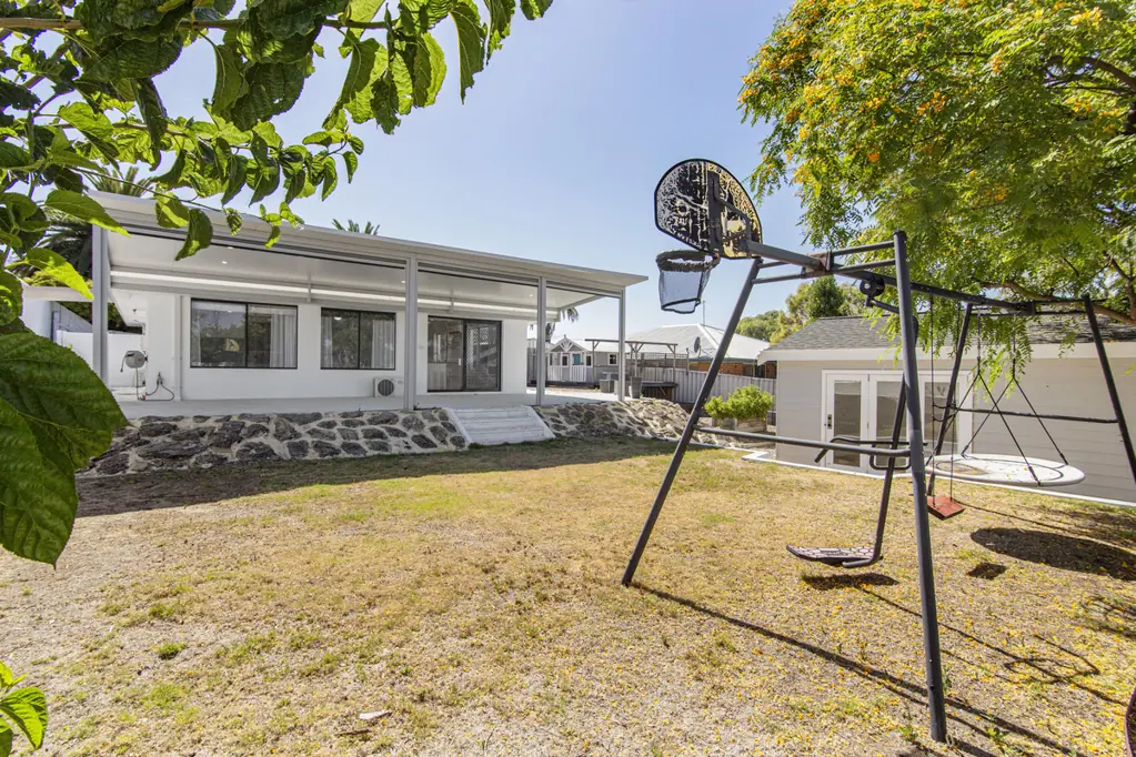 11 Haskell Gardens, Clarkson, WA 6030