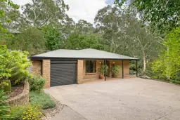 7 Red Road, Blackwood