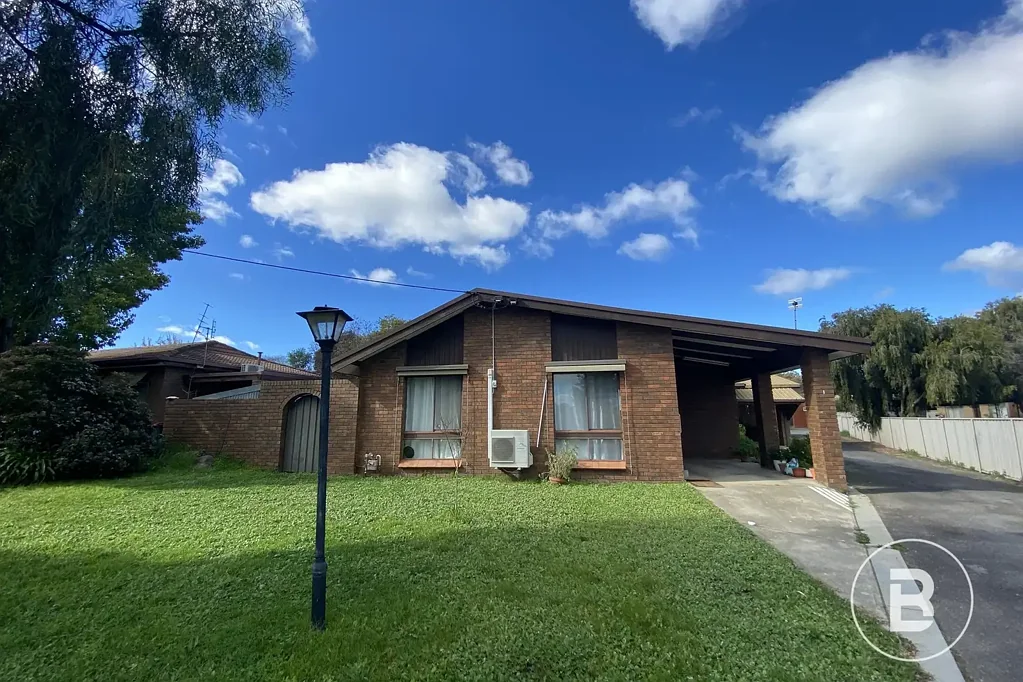 Tidy unit, in popular Strathdale