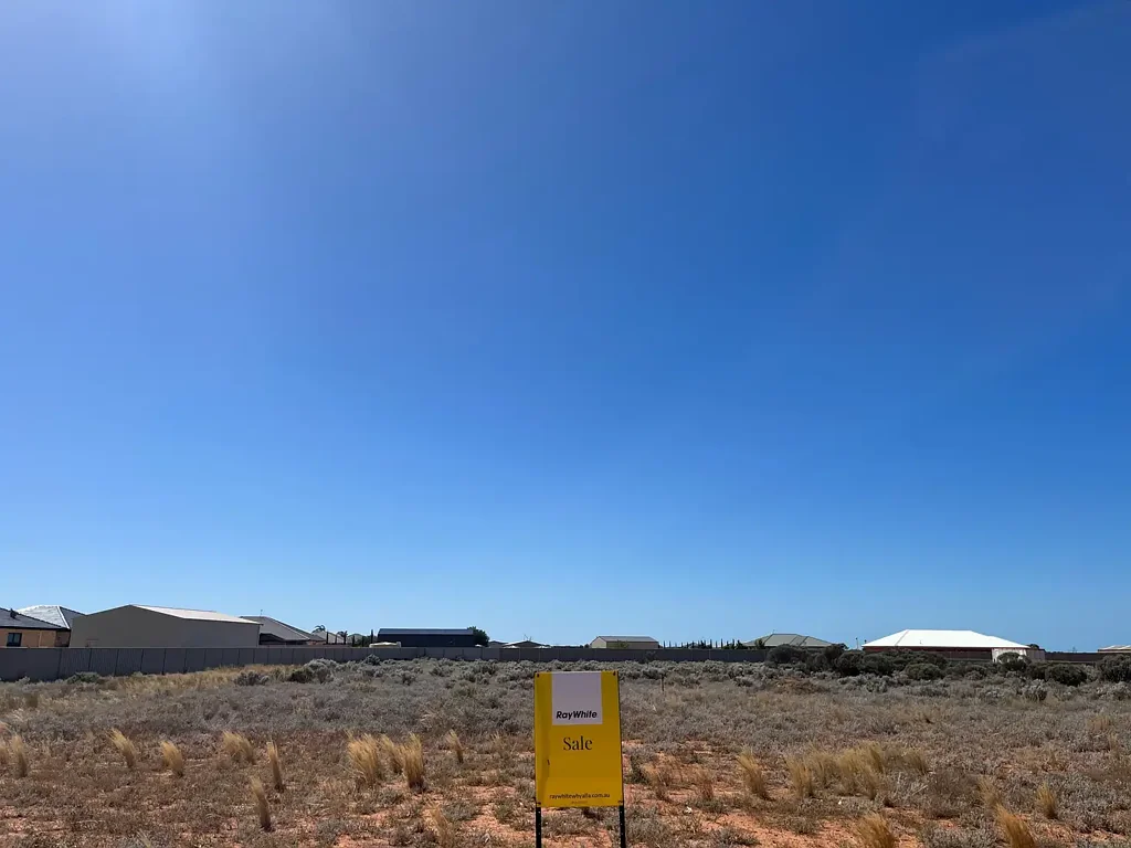 15 Fairclough Crescent, Whyalla Jenkins, SA 5609