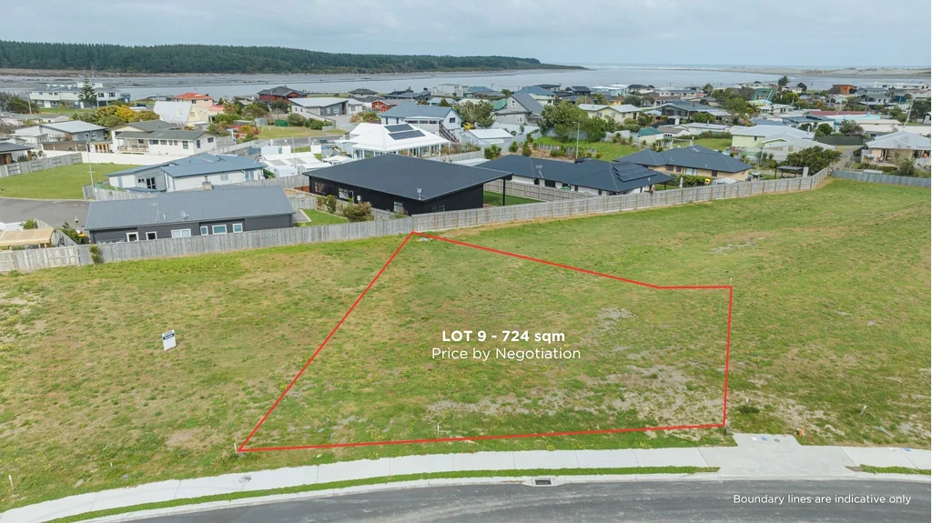 Foxton Beach Lot 9 - build or bank - make an offer!