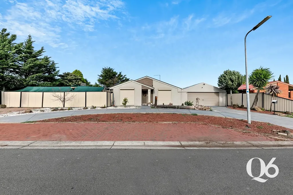 St Albans 3Moenga Stunning Fully Renovated Family Home!
