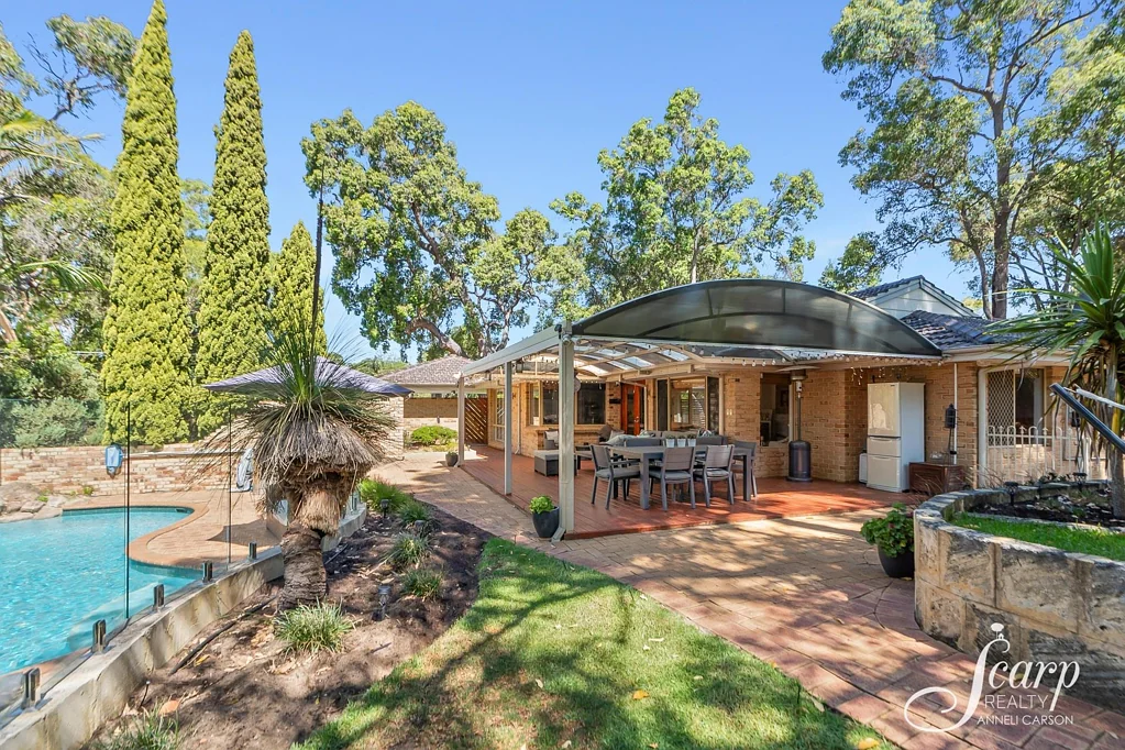 24 Mundaring Weir Road, Kalamunda, WA 6076