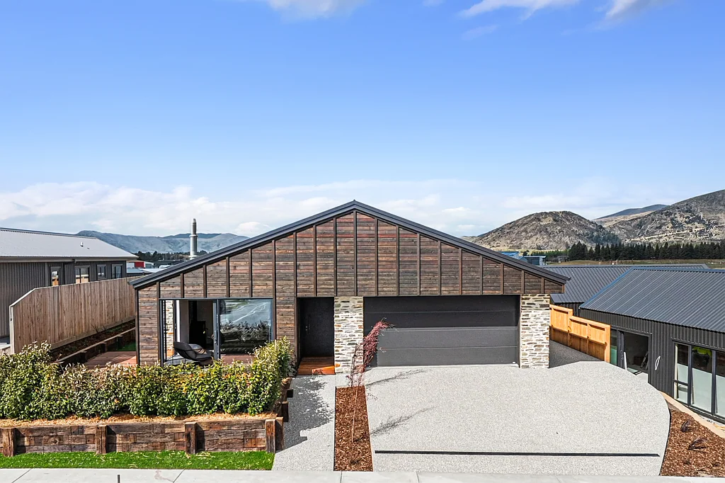 Wanaka 4chambre Modern build, mountain lifestyle