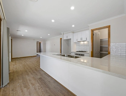 8 Mountview Drive, Sebastopol, Ballarat, 4 Bedrooms, 2 Bathrooms, House