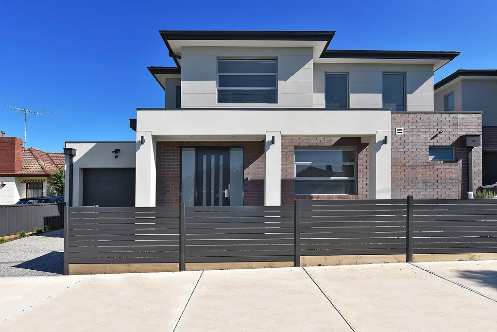 Stunning 4 bedroom townhouse in a fantastic location