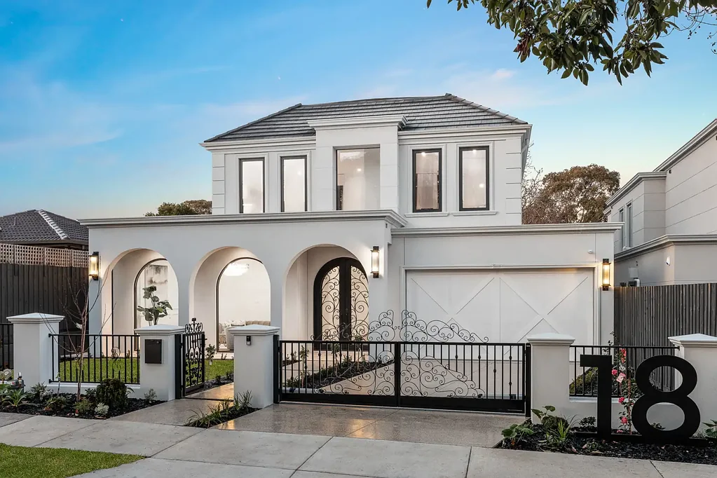 Box Hill South 5ਬੈੱਡਰੂਮ Everyday Practical Elegance Meets Timeless Luxury