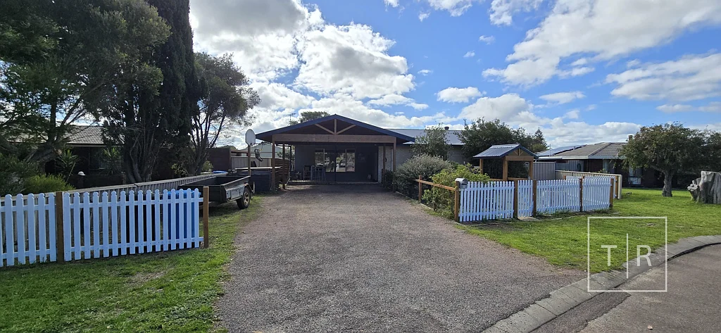 11 Treasure Road, Sinclair, WA 6450