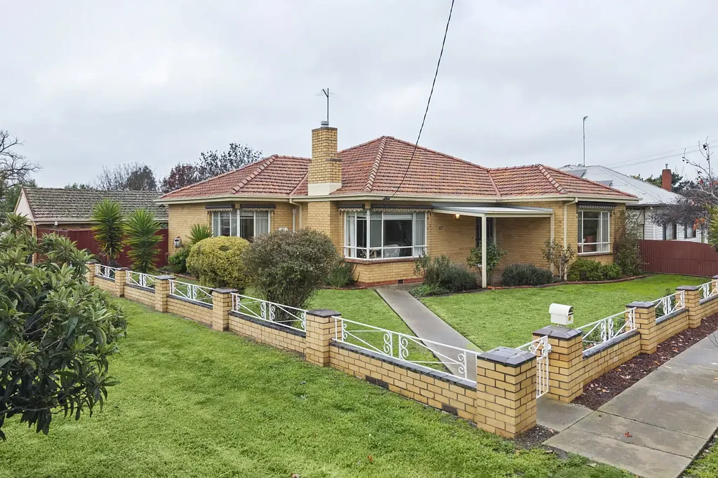 Clunes 3બેડરૂમ A Clunes Classic with More to Offer