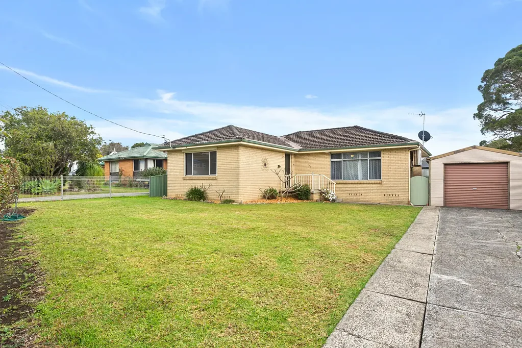 Albion Park 3房  Affordable Single-Level Living on 649m2
