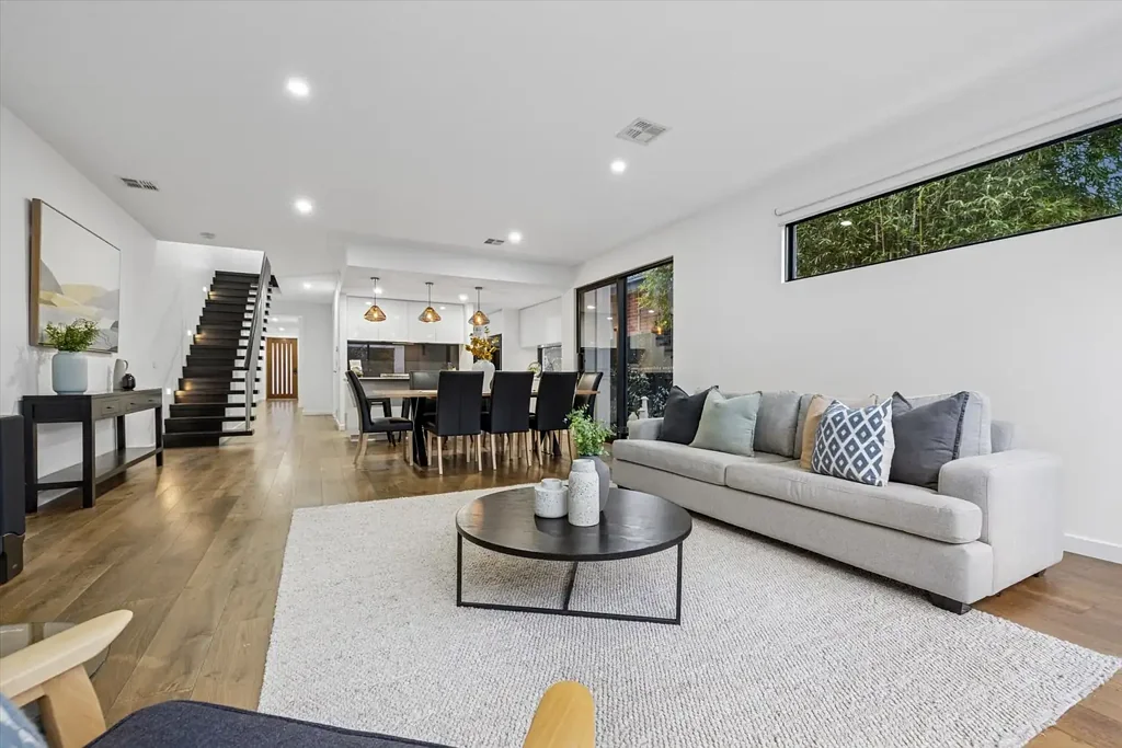 Bentleigh 4 Slaapkamer Exclusive Entertainer with Free-Flowing Family Perfection