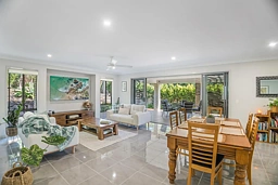 15 Madden Place, Cumbalum