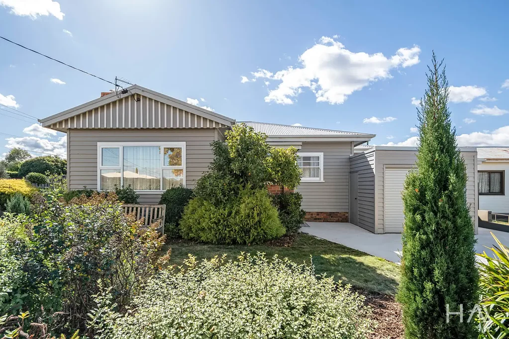 63 West Goderich Street, Deloraine, TAS 7304