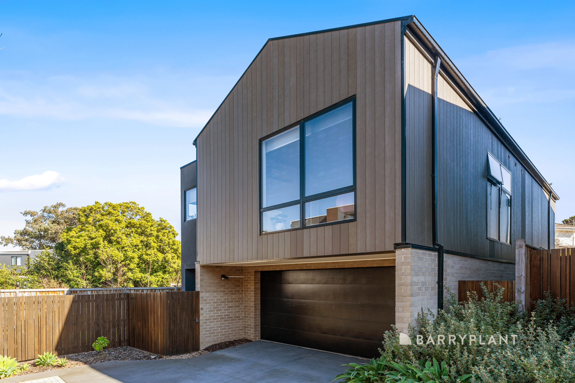 6 WILLOWDENE WAY, BERWICK VIC 3806, 0 habitaciones, 0 baños, House