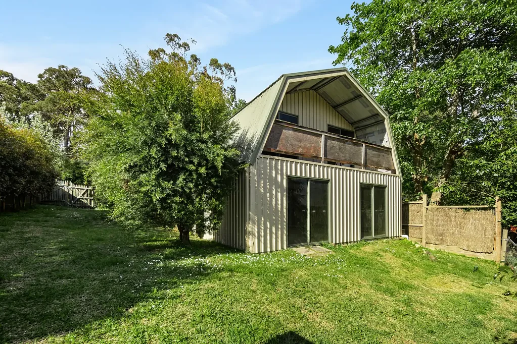 Labas ng Bahay - 28 Old Beaconsfield Road, Emerald, VIC 3782