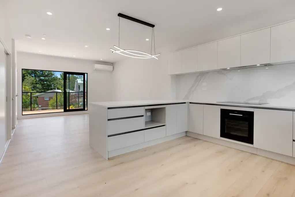 Howick 4房  Urgent Sale Required -Oversized Luxury Home