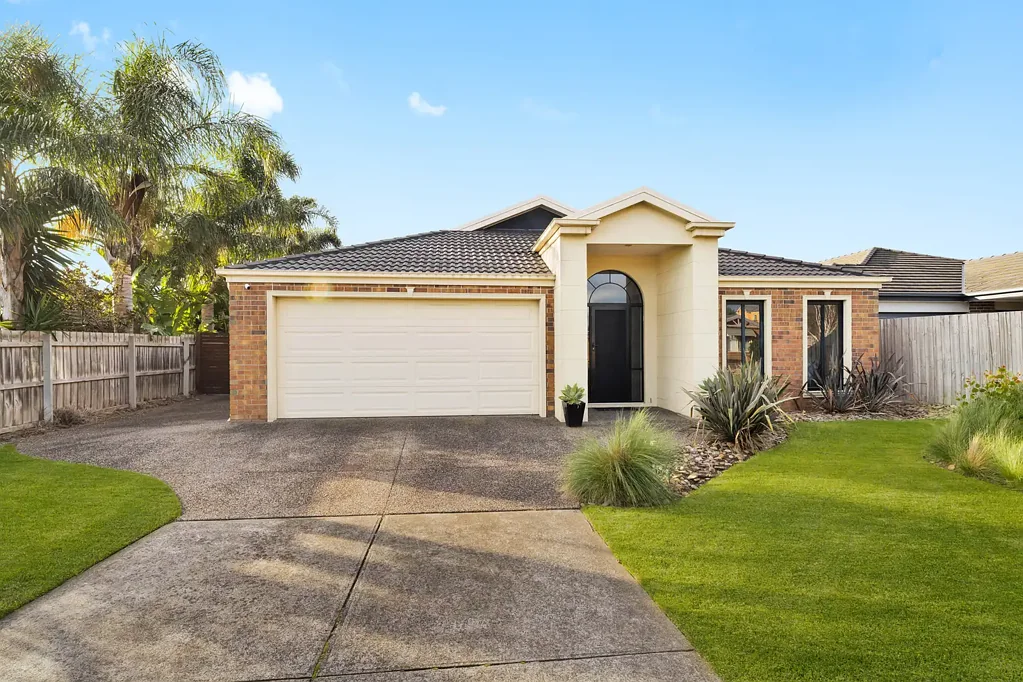 Skye 4房  Grand Family Living With A Massive 3 Bay Garage