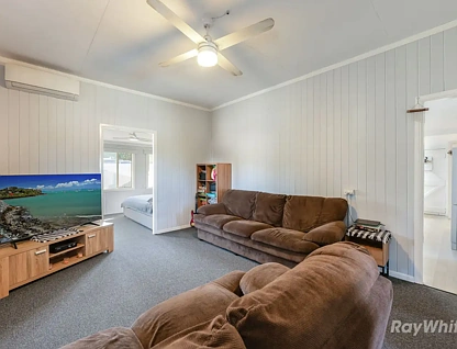 67 Milden Street, Gin Gin, QLD 4671, 4房, 1浴, House
