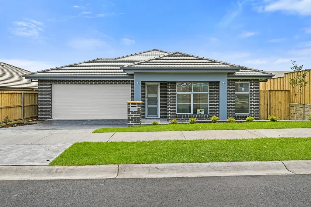 Brand new luxury residence!
