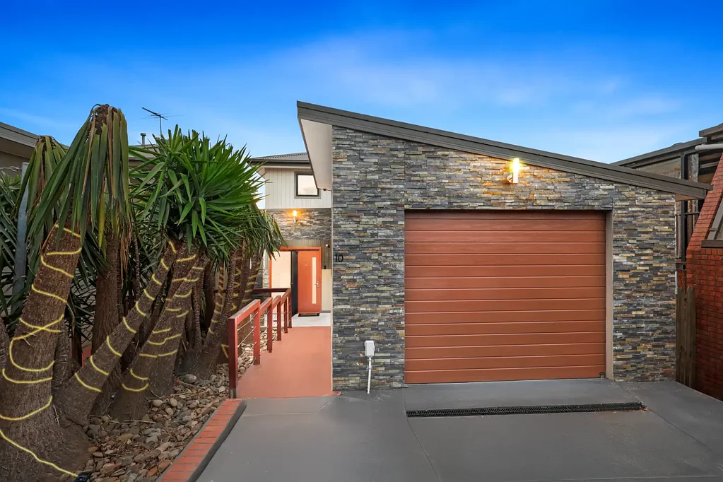 10 Damian Court, Glenroy, VIC 3046