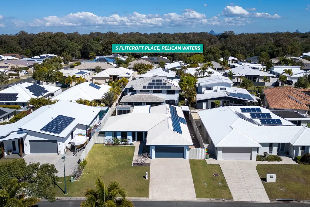 Pelican Waters 4 Bedroom A Spacious Single Level Home In A Quiet Cul-De-Sac Location