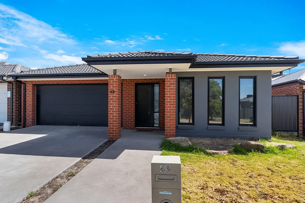Wallan 4房  Location perfect.
