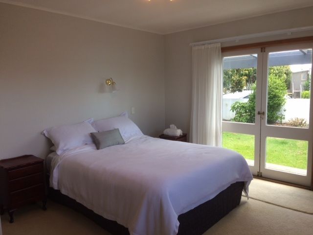 2/102a Manuka Road, Bayview, Auckland - North Shore, 2 कमरे, 1 बाथरूम