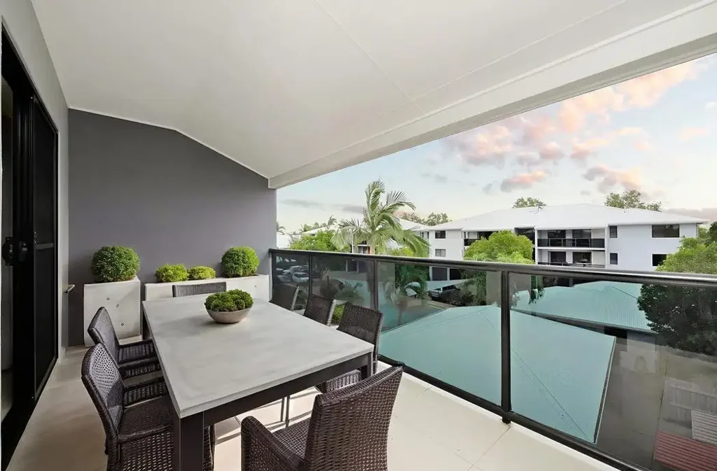 Views and Cool Breezes in the Heart of Douglas