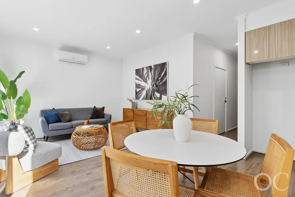 Paralowie 2 Slaapkamer Open the Door to Space Across Two Levels | Close the Door on Settling for Less