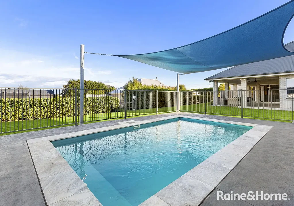 Coolangatta 4Habitaciones The Ultimate Entertainer with Room for Work & Play