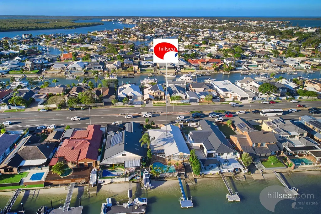 Paradise Point 4房  EXCEPTIONAL WATERFRONT LIVING. UNLIMITED POTENTIAL.