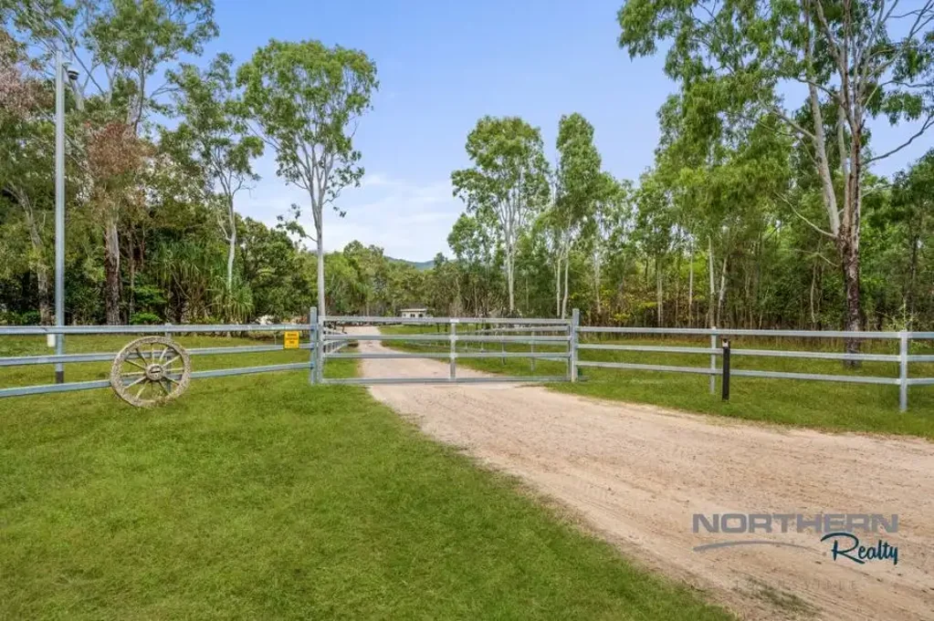9 O'Connor Road, Balgal Beach, QLD 4816