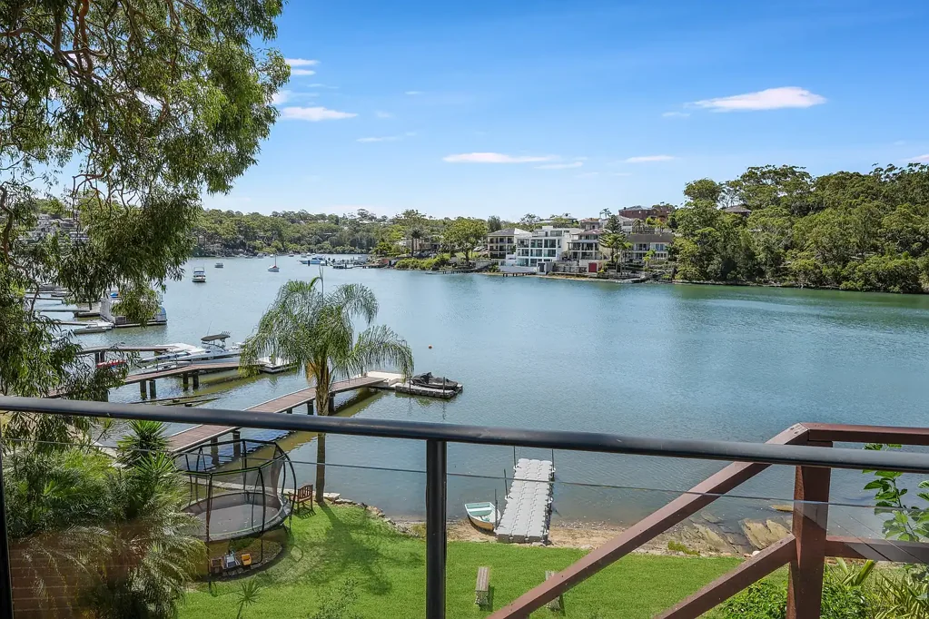 243 Connells Point Road, Connells Point, NSW 2221