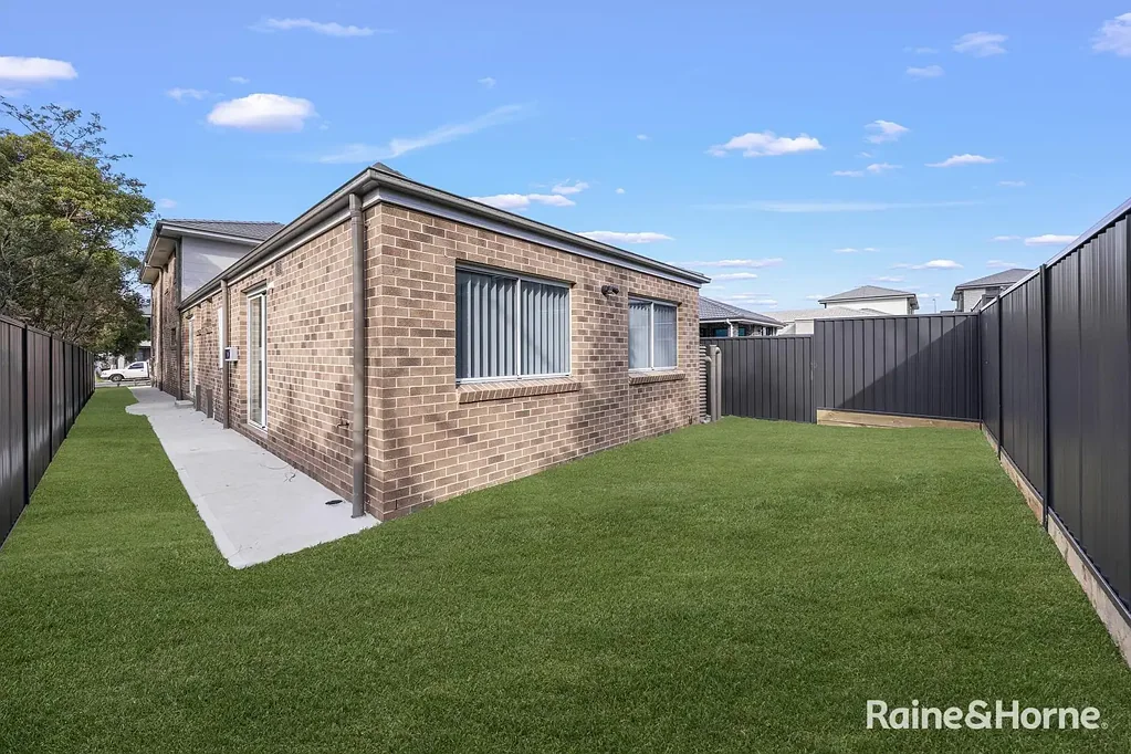 Relaxed Modern Living in Growing Austral