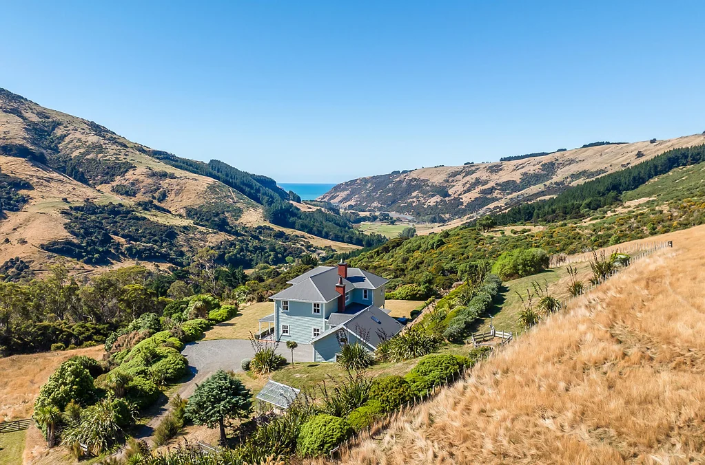 Le Bons Bay 5房  Impeccably Crafted, Lifestyle + Land