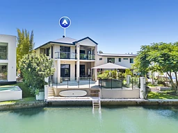 16 Elanora Drive, Burleigh Heads