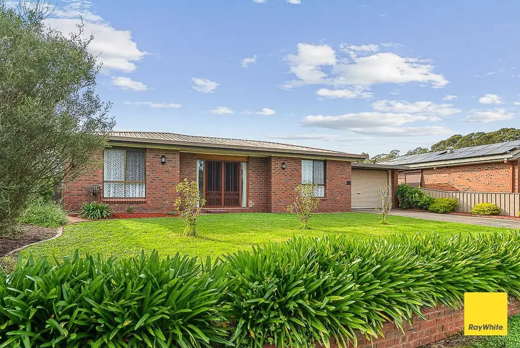 Charming Home in Peaceful Sailors Gully Setting