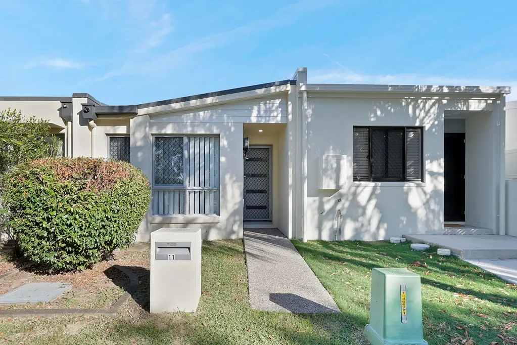Andergrove 2房  Modern, Effortless Living