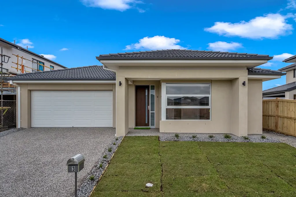 Spacious Brand New Family Home With 2 Living Areas