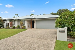 27 Watergum Close, Sapphire Beach
