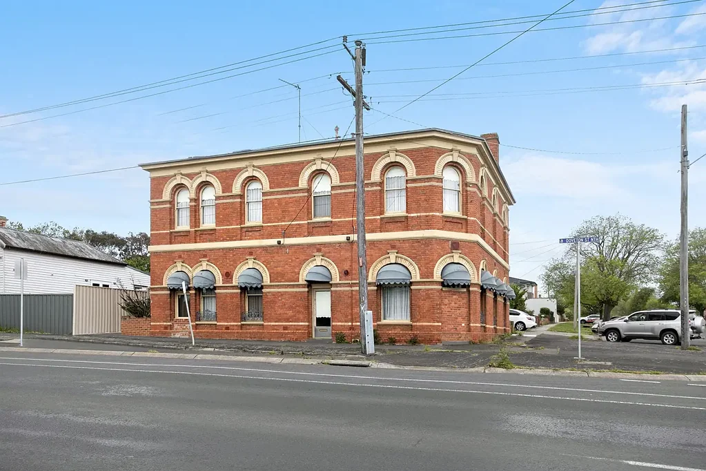 1/402 Doveton Street North, Soldiers Hill, VIC 3350