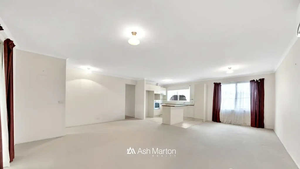 Vibrant Three Bedroom Unit