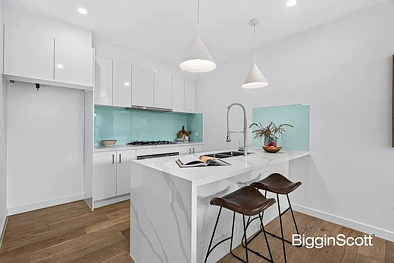 1/14 Langford Crescent, Donvale, VIC 3111, 4房, 3浴, Townhouse