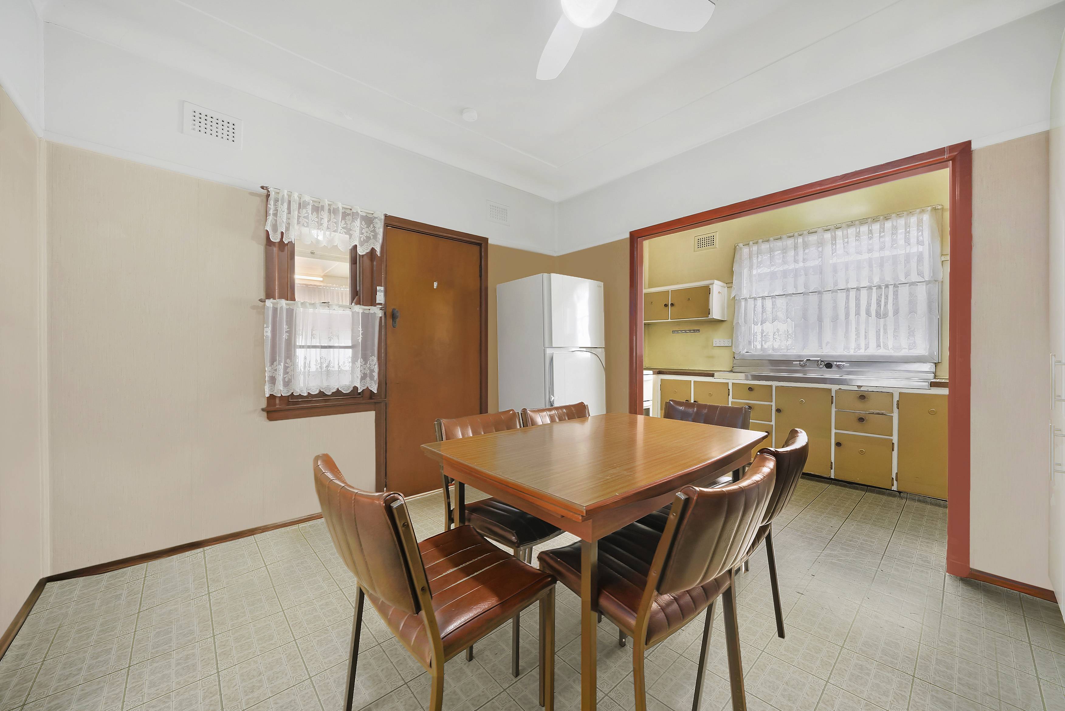 11 GREVILLEA RD, CHESTER HILL NSW 2162, 0 rūma, 0 rūma horoi, House