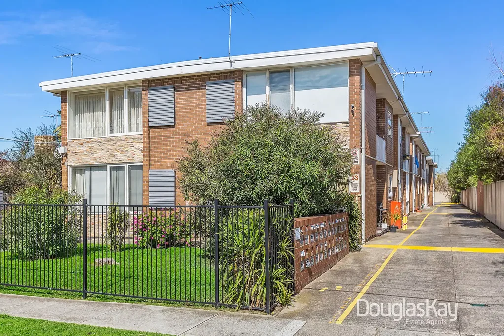 Outstanding Ground Floor Apartment