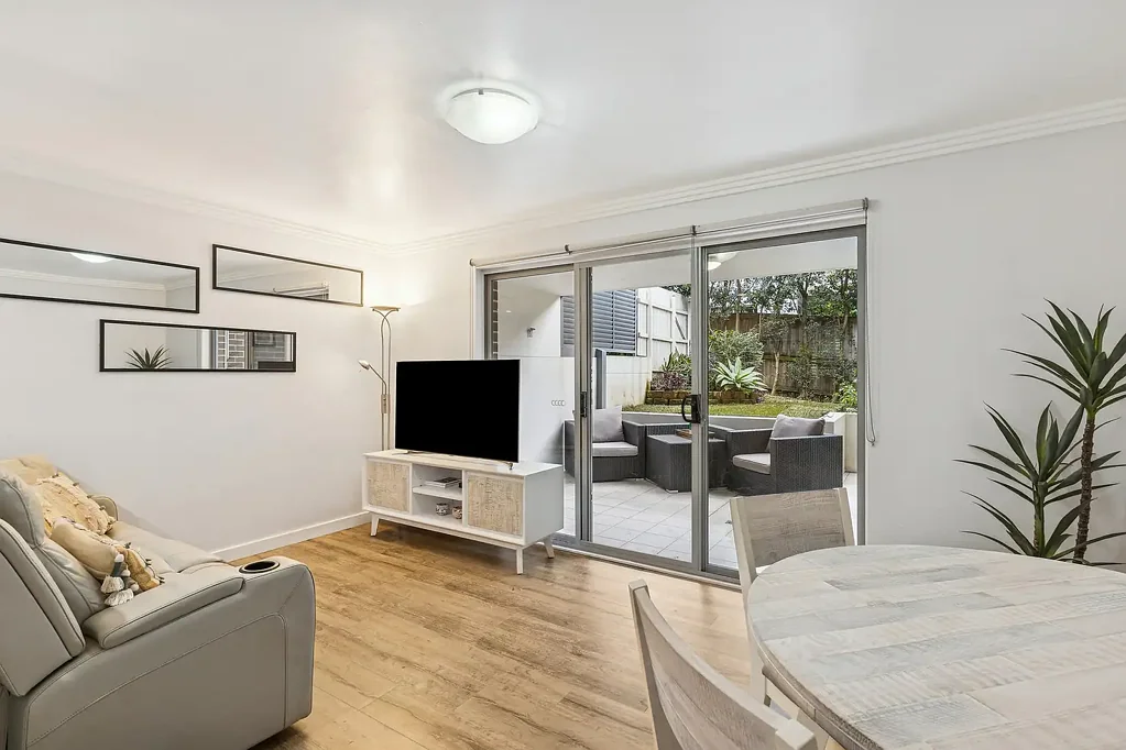 Brookvale 2ਬੈੱਡਰੂਮ Garden apartment ensures private modern living